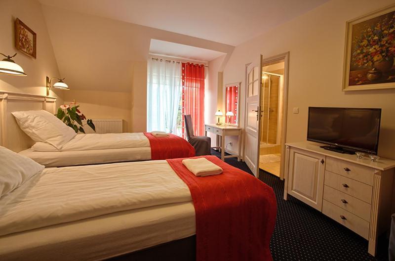 Osada Dankow Hotell Miłomłyn Eksteriør bilde