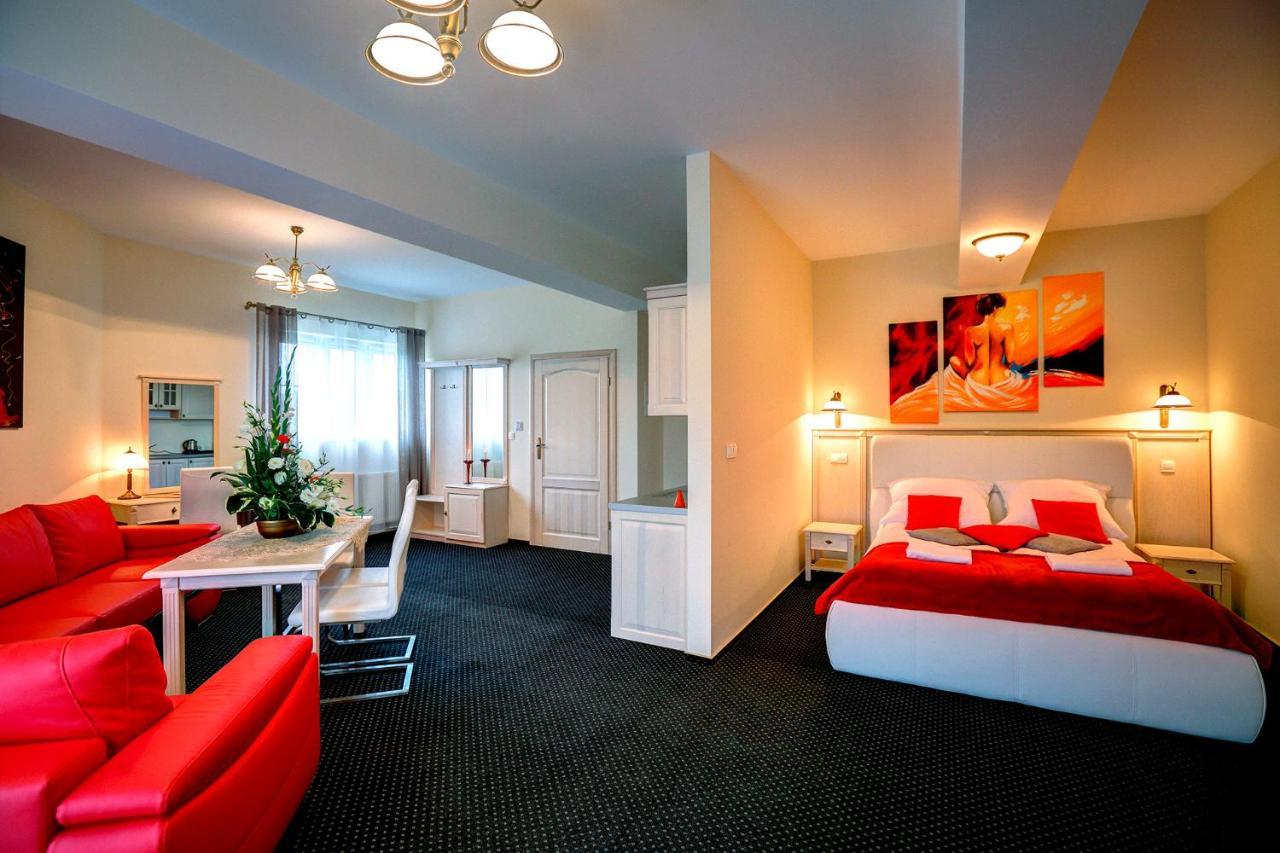 Osada Dankow Hotell Miłomłyn Eksteriør bilde